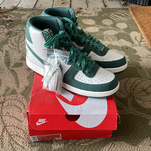 Nike Terminator - Picture 2 of 6